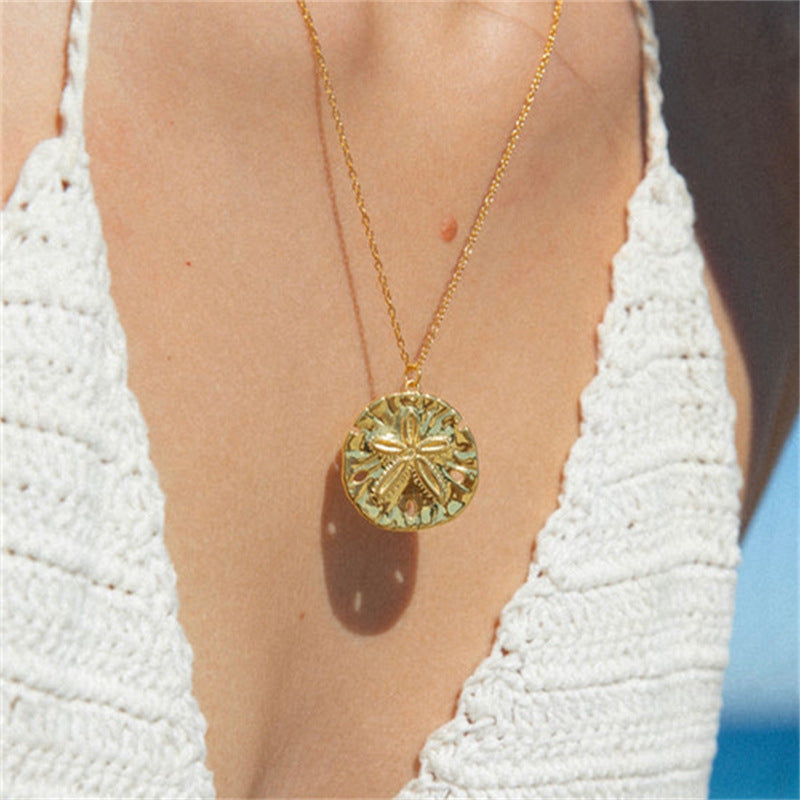 Sand Dollar Necklace For Women Dainty 18K Gold Plated Stainless Steel Necklace Seaside Style Jewelry